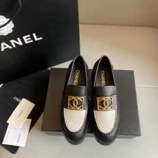 Chanel Low Shoes